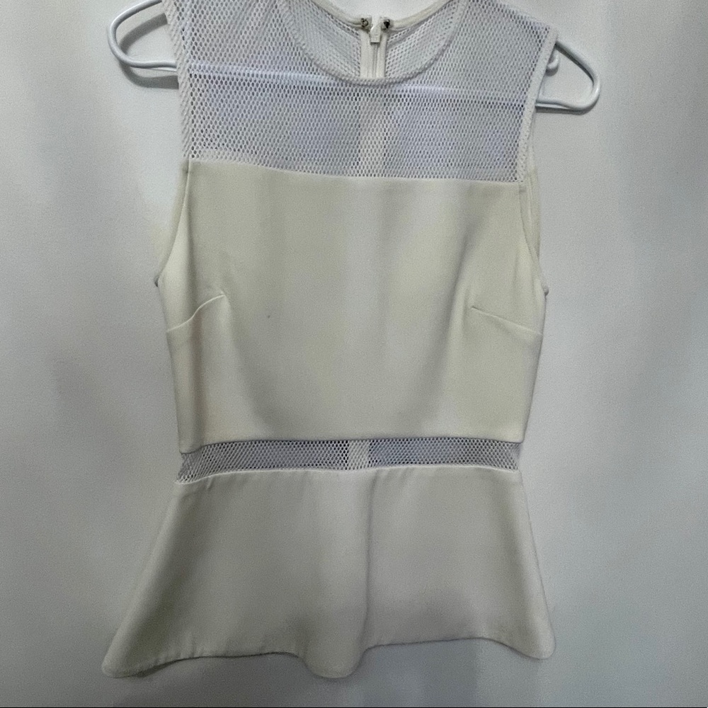Simons White Top - Picture 2 of 3